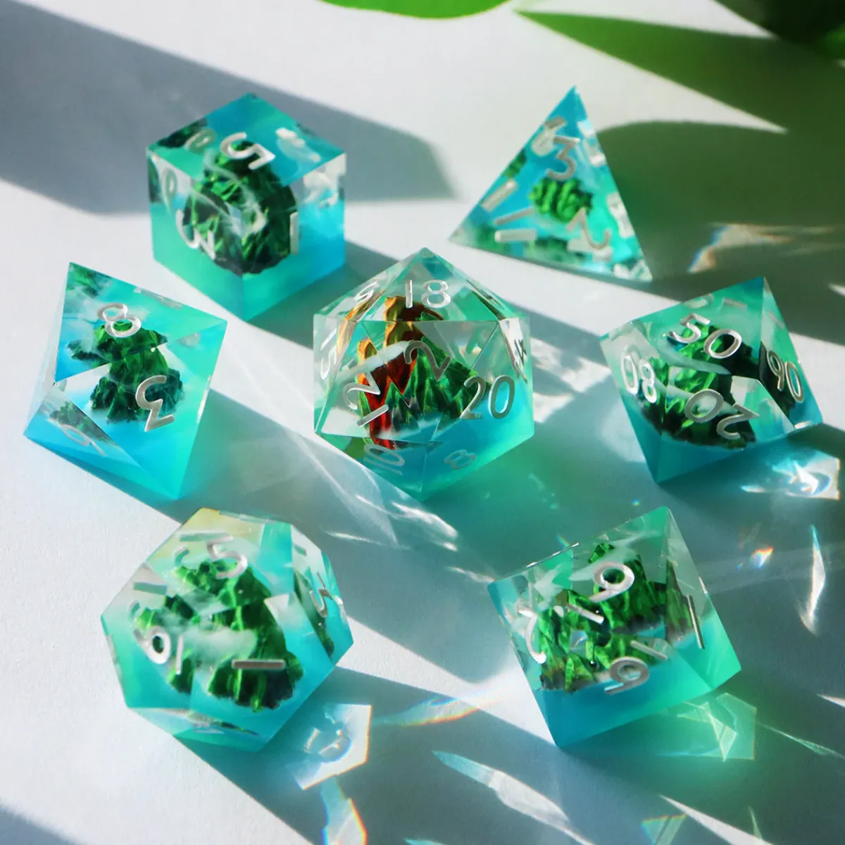 Critical Role Dice And Dice Bags>The Shattered Teeth Dice Set